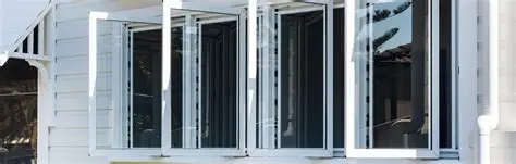 Casement window bank, Constantia