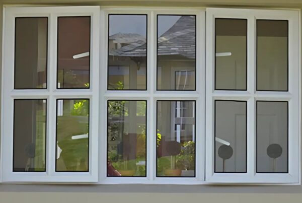 Aluminium casement window